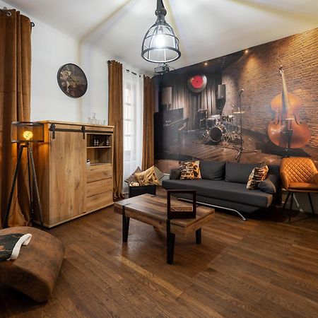 Apartmán Le Petit Gentleman - Vienna Authentica Vienne  Exteriér fotografie